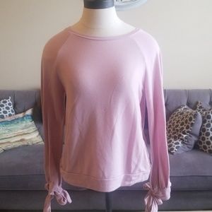 Tie sleeve boutique Top